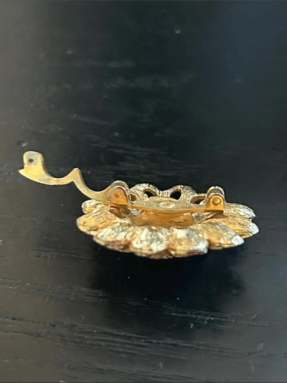 Vintage MCM Dubarry Fifth Avenue Brushed Gold Tone Scarf Clip
